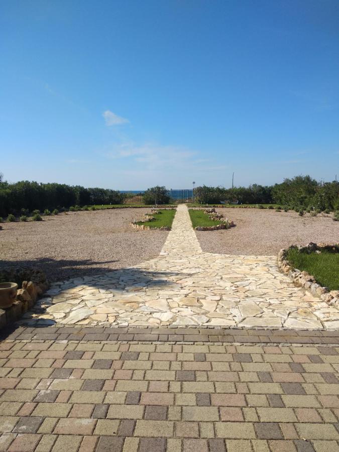 Willa Mansarda Camelie Via Dei Normanni, 45 Campofelice Di Roccella Zewnętrze zdjęcie