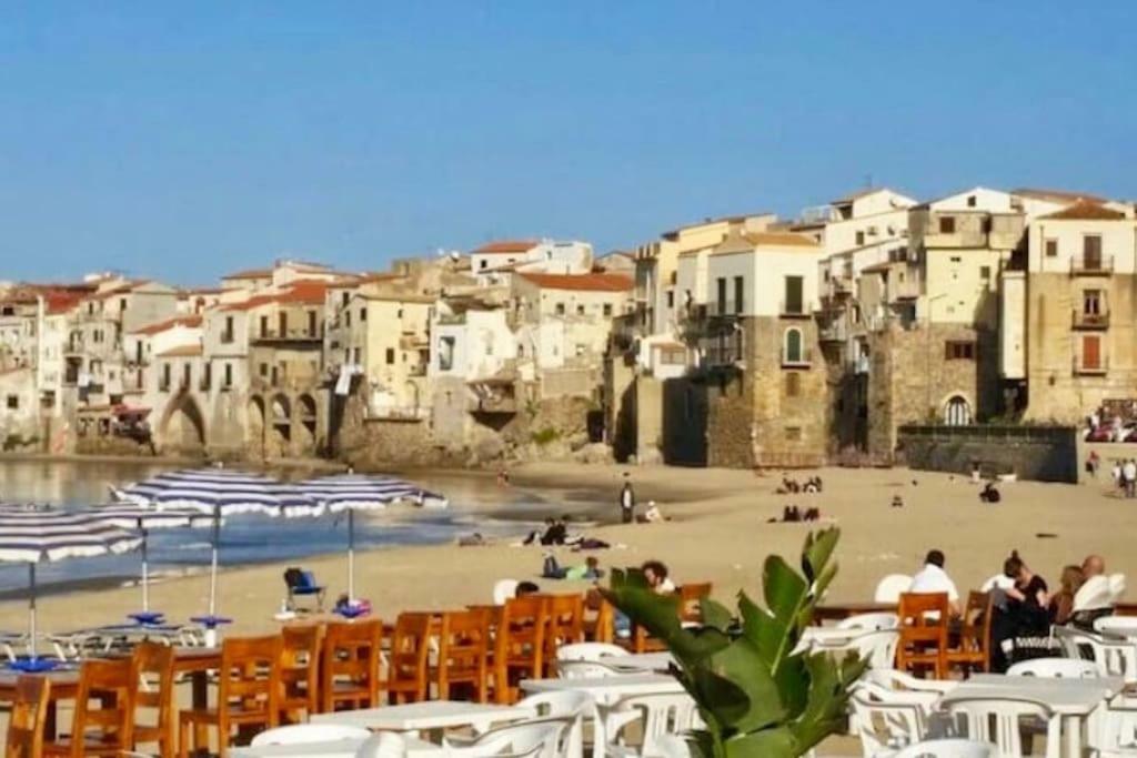 Willa Mansarda Camelie Via Dei Normanni, 45 Campofelice Di Roccella Zewnętrze zdjęcie